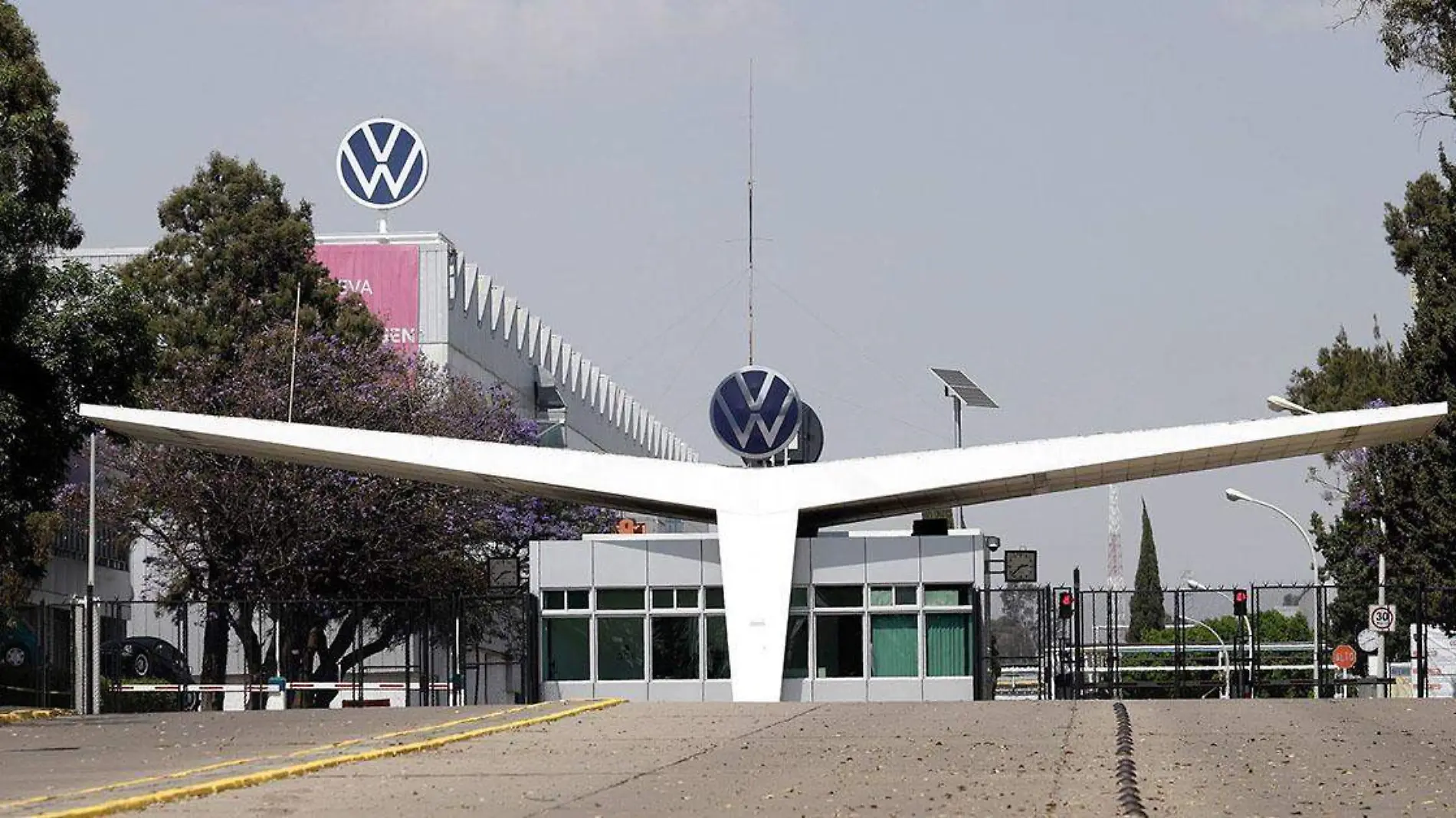 Si la mayoría de los trabajadores de Volkswagen de México rechazan el segundo preacuerdo, el sindicato automáticamente utilizará el recurso de huelga